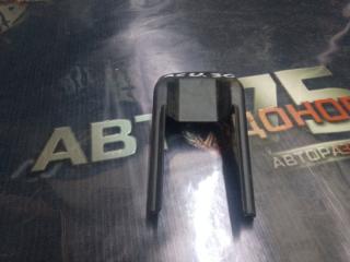 Заглушка крепления сиденья TOYOTA HARRIER Б/У Заглушка крепления сиденья TOYOTA HARRIER