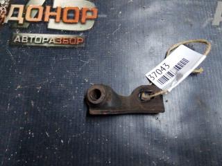 Кронштейн двигателя TOYOTA IPSUM Б/У Кронштейн двигателя TOYOTA IPSUM