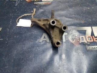 Кронштейн двигателя TOYOTA IPSUM Б/У Кронштейн двигателя TOYOTA IPSUM