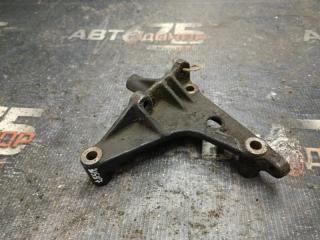 Кронштейн опоры двигателя NISSAN SERENA