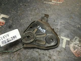 Крепление радиатора TOYOTA NADIA Б/У Крепление радиатора TOYOTA NADIA