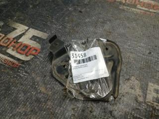 Крепление радиатора TOYOTA NADIA Б/У Крепление радиатора TOYOTA NADIA