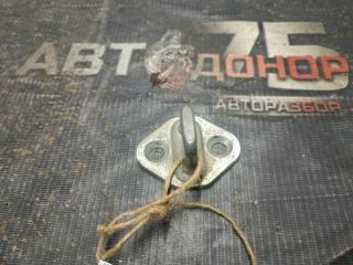 Петля замка двери TOYOTA MARK II