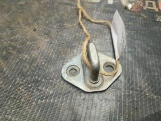 Петля замка двери TOYOTA MARK II