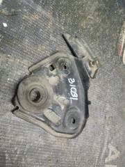 Крепление радиатора NISSAN AD Б/У Крепление радиатора NISSAN AD