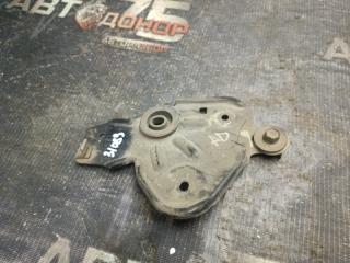 Крепление радиатора NISSAN AD Б/У Крепление радиатора NISSAN AD