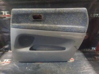 Обшивка боковой двери задняя правая TOYOTA IPSUM
