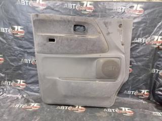 Обшивка боковой двери передняя левая TOYOTA NOAH