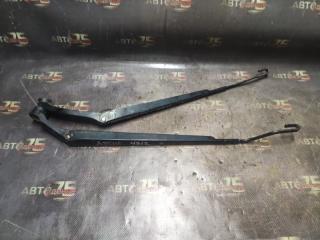 Дворник лобового стекла TOYOTA SPRINTER Б/У Дворник лобового стекла TOYOTA SPRINTER