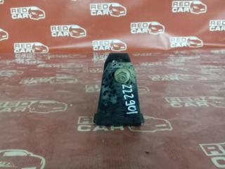 Кронштейн подушки TOYOTA COROLLA 2006