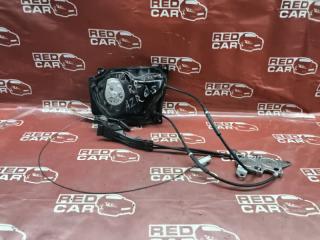 Доводчик двери задний правый TOYOTA NOAH