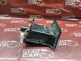 Крепление усилителя бампера переднее левое NISSAN LEAF