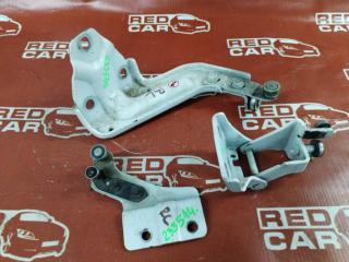 Ролик раздвижной двери задний левый NISSAN NV350 CARAVAN