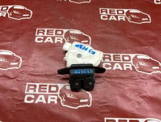 Замок двери багажника TOYOTA VITZ