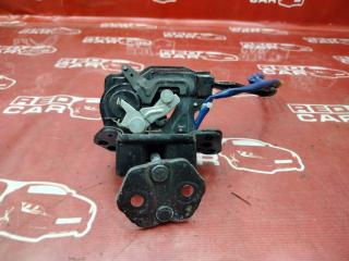 Замок двери багажника TOYOTA ISIS