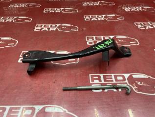 Крепление аккумулятора TOYOTA COROLLA 2000