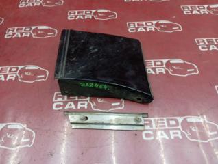 Накладка на крыло правая TOYOTA ARISTO контрактная Накладка на крыло правая TOYOTA ARISTO