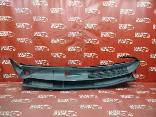 Жабо TOYOTA SPADE