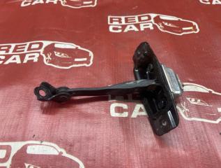 Ограничитель двери задний левый NISSAN LEAF