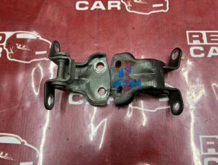 Петля двери передняя правая TOYOTA PASSO