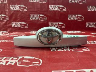Накладка двери багажника TOYOTA SPADE