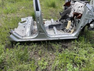 Порог кузова правый TOYOTA COROLLA AXIO