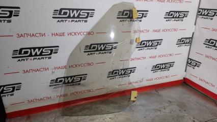 Стекло боковое переднее правое Nissan Bluebird 1989