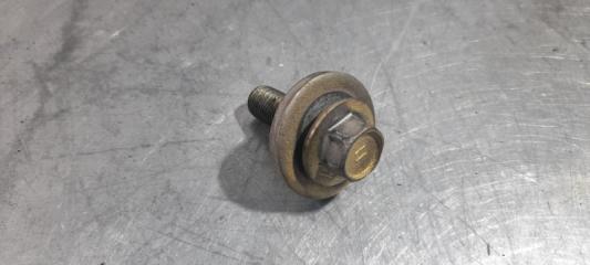 Болт шкива Toyota Avensis 2005