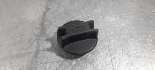 Запчасть крышка маслозаливной горловины Nissan March 2007