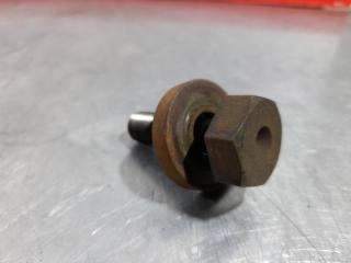 Запчасть болт шкива Nissan Sunny 2001