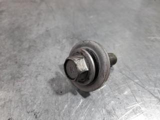 Болт шкива Toyota Avensis 2006