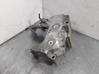 Кронштейн опоры двигателя Nissan X-Trail 2012 контрактная Кронштейн опоры двигателя Nissan X-Trail 2012