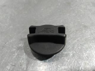 Запчасть крышка маслозаливной горловины NISSAN AVENIR 2006