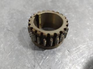 Запчасть шестерня коленвала NISSAN AVENIR 2006