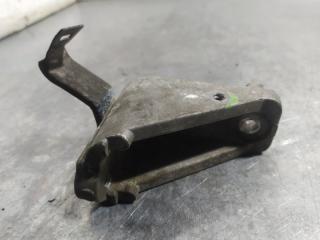 Запчасть кронштейн NISSAN MARCH 2001