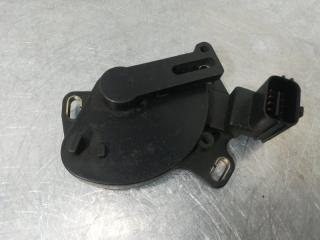 Датчик положения селектора КПП NISSAN SERENA 2003