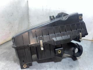 Запчасть корпус воздушного фильтра Nissan Cefiro 2002