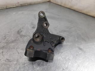 Кронштейн опоры двигателя NISSAN AD 2003 контрактная Кронштейн опоры двигателя NISSAN AD 2003