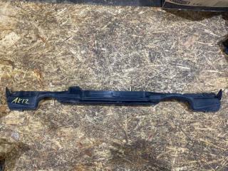 Запчасть накладка на решетку радиатора Nissan March 2006