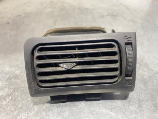 Запчасть дефлектор воздушный передний правый Toyota Allion 2002