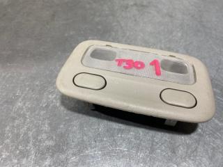 Плафон подсветки салона Nissan Xtrail 2001