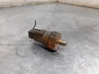 Датчик давления масла NISSAN WINGROAD 2002