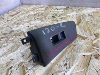 Запчасть накладка кнопок стеклоподъемника задняя правая Toyota Corolla 2003