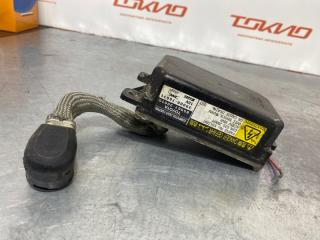 Фото запчасти блок ксенона Lexus LX470 2004 контрактная запчасть Запчасть блок ксенона Lexus LX470 2004