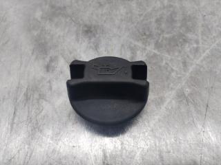 Запчасть крышка маслозаливной горловины NISSAN TIIDA 2009