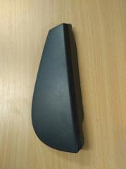 Заглушка крыла левая Renault Megane 3 2011