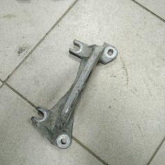 Кронштейн опоры КПП Renault Megane 2 2007 Б/У Кронштейн опоры КПП Renault Megane 2 2007