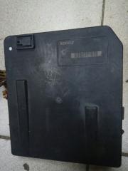 Блок предохранителей Renault Scenic 2 2007