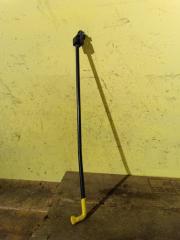 Упор капота Renault Megane   2 2008