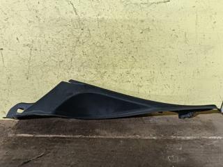 Накладка лобового стекла правая Renault Megane 3 2011 контрактная Накладка лобового стекла правая Renault Megane 3 2011